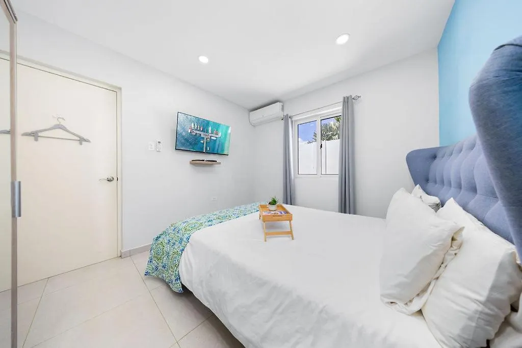 Apricity Suites Aruba Noord Apartment